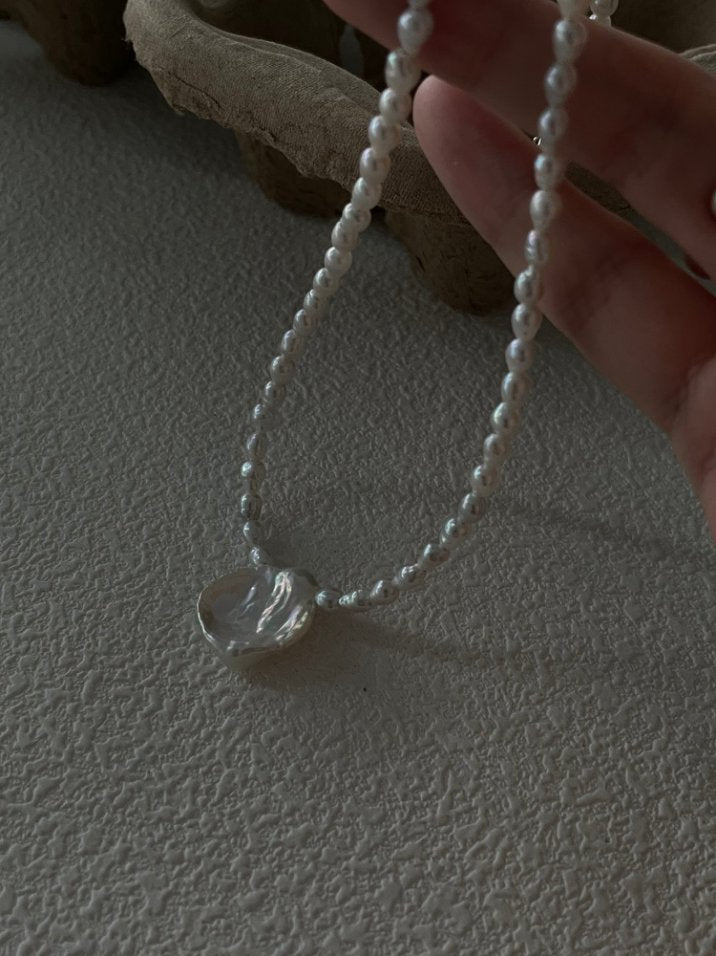 Pearls Aura Baroque “Petal” Pearl Necklace – Natural Freshwater Pearls & Sterling Silver | 41cm + 5cm Adjustable