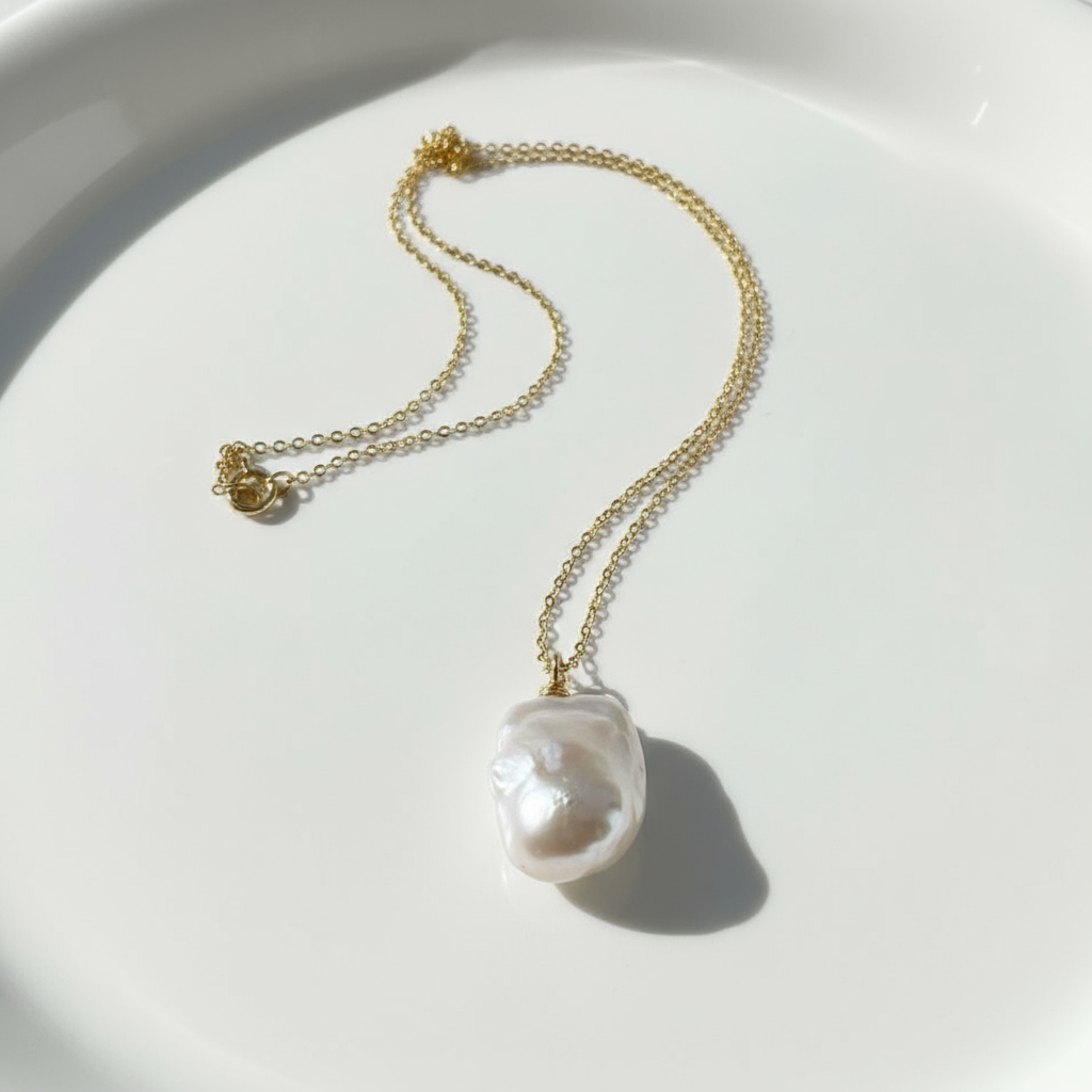 Pearls Aura Baroque Pearl Pendant Necklace – 14K Gold Filled | Organic Elegance Chain (45cm)