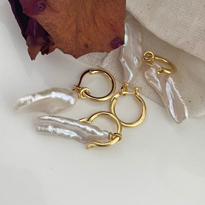 Pearls Aura Baroque Pipa Pearl Earrings – 18K Gold Plated on Sterling Silver | Elegant Irregular Drop Design