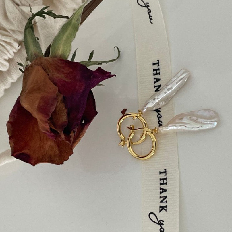 Pearls Aura Baroque Pipa Pearl Earrings – 18K Gold Plated on Sterling Silver | Elegant Irregular Drop Design