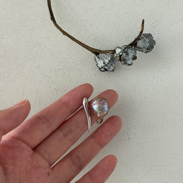 Pearls Aura Dagger Pearl Ring – 925 Sterling Silver | Irregular Baroque Pearl Statement Ring