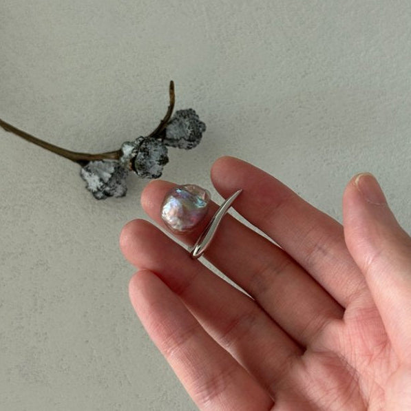 Pearls Aura Dagger Pearl Ring – 925 Sterling Silver | Irregular Baroque Pearl Statement Ring