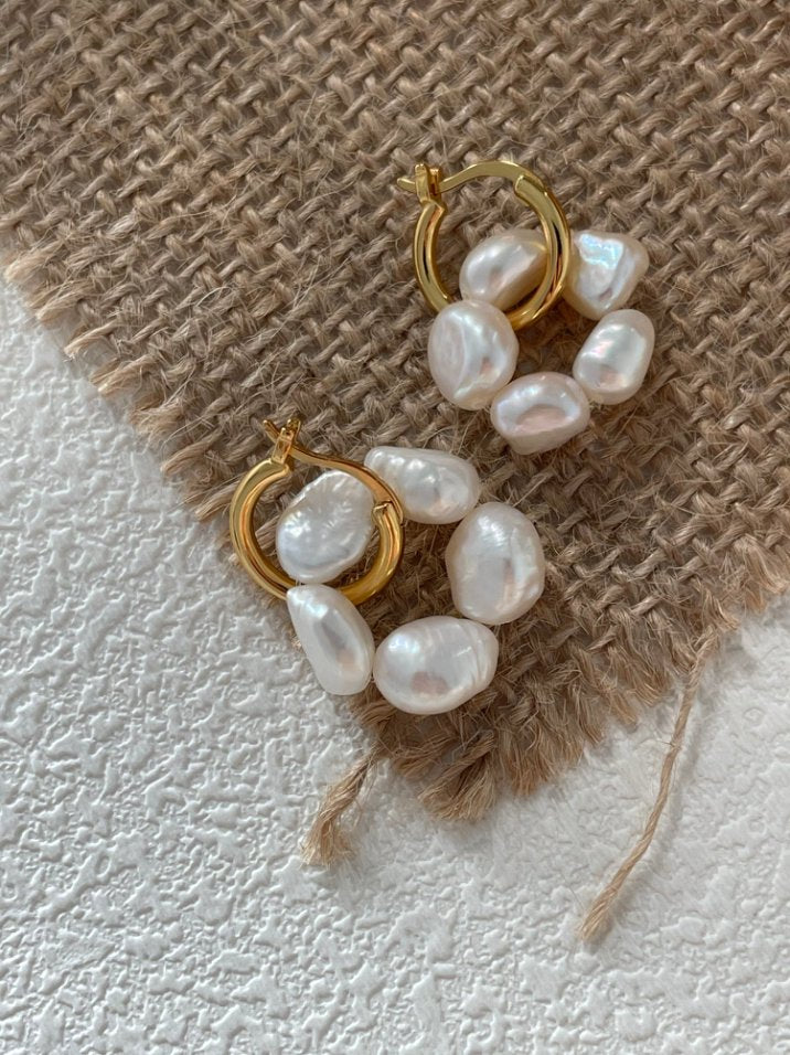 Pearls Aura Floral Baroque Pearl Hoop Earrings – 18K Gold Plated Sterling Silver / 925 Sterling Silver