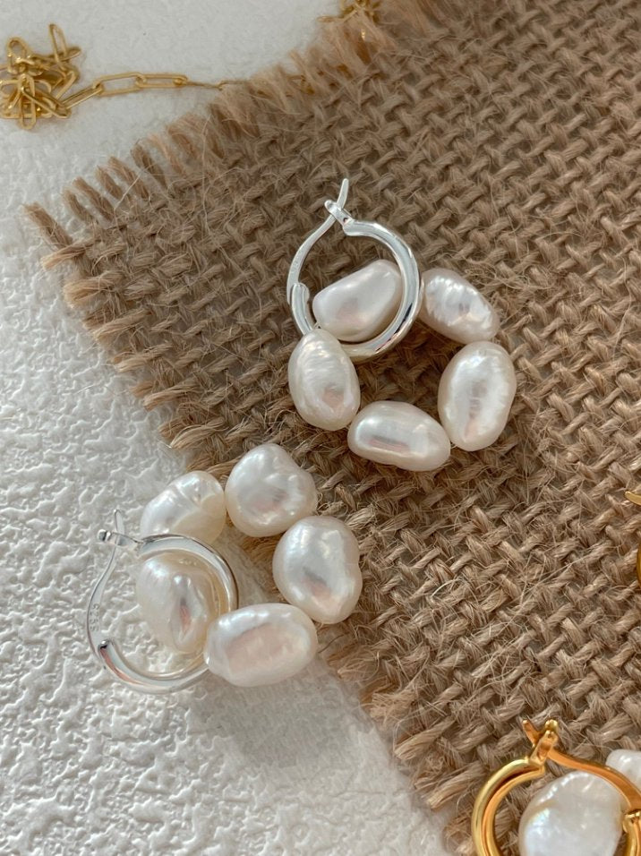 Pearls Aura Floral Baroque Pearl Hoop Earrings – 18K Gold Plated Sterling Silver / 925 Sterling Silver
