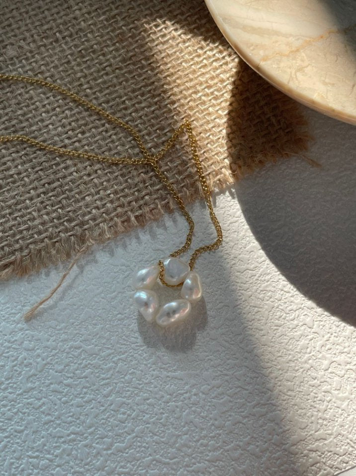 Pearls Aura Floral Baroque Pearl Necklace – 14K Gold Filled | Organic Elegance Design (45cm)