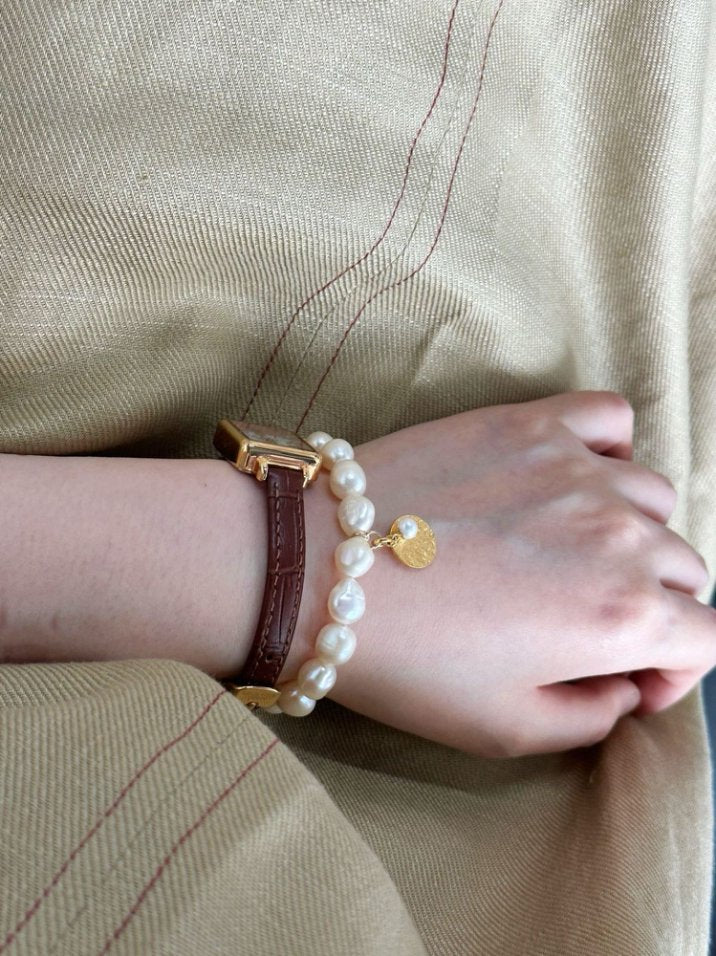 Pearls Aura Gardener Baroque Pearl Bracelet – 14K Gold Filled with 18K Gold Vermeil Coin Charm