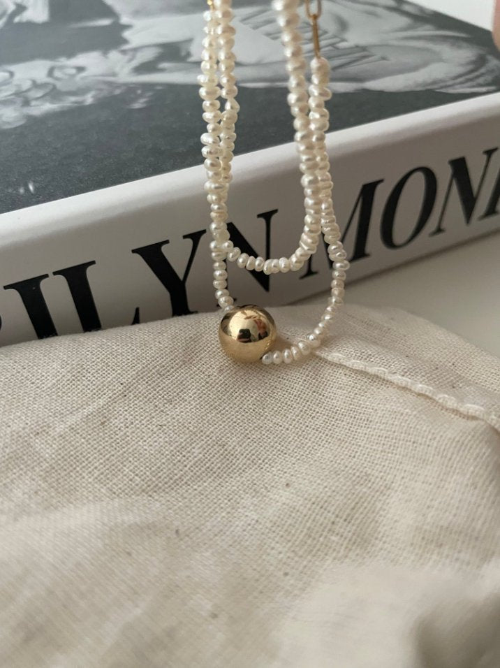 Pearls Aura Golden Sphere Pearl Bracelet – 18K Gold Vermeil on Sterling Silver | Modern Minimalist Elegance