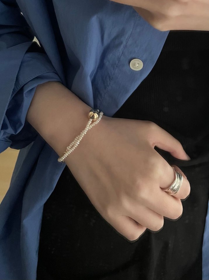 Pearls Aura Golden Sphere Pearl Bracelet – 18K Gold Vermeil on Sterling Silver | Modern Minimalist Elegance