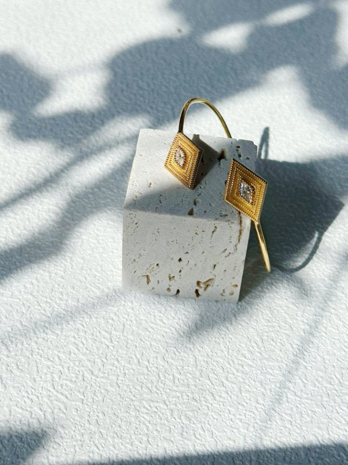 Pearls Aura Greek Eye Bracelet – 18K Gold Vermeil on Sterling Silver | Elegant Symbolic Bangle