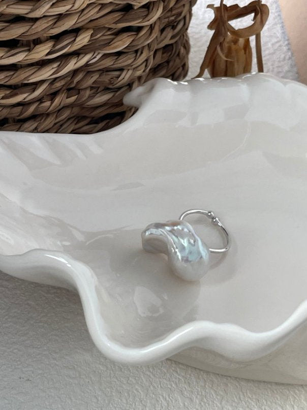 Pearls Aura Large Baroque Pearl Statement Ring – 925 Sterling Silver | Bold & Iridescent Elegance