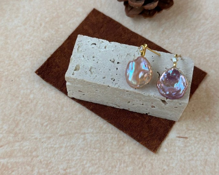 Pearls Aura Lilac Radiance Baroque Pearl Earrings – 18K Gold Plated Sterling Silver | Iridescent Elegance