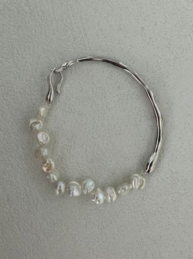 Pearls Aura Petal Pearl Bracelet – Platinum Plated Silver | Elegant Irregular Design (≤16cm)