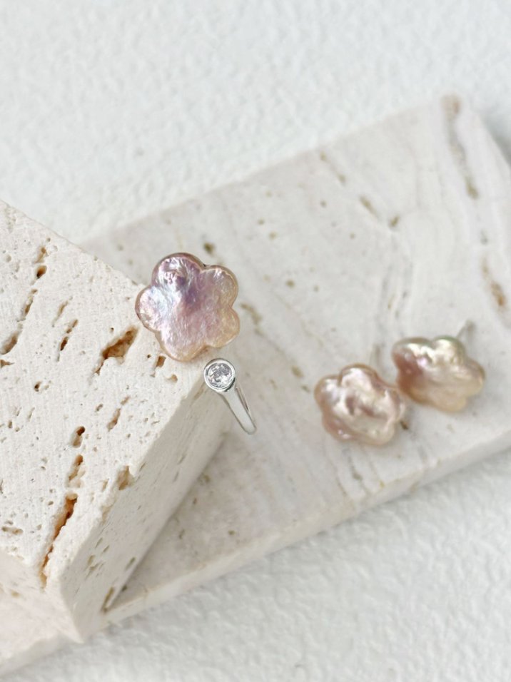 Pearls Aura Plum Blossom Pearl Ring – 14K Gold Filled & Sterling Silver | Elegant Baroque Flower Design