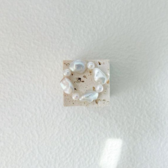 Pearls Aura Sun & Moon Pearl Ring – Natural Baroque & Round Pearls | Elastic Fit | Handmade Elegance