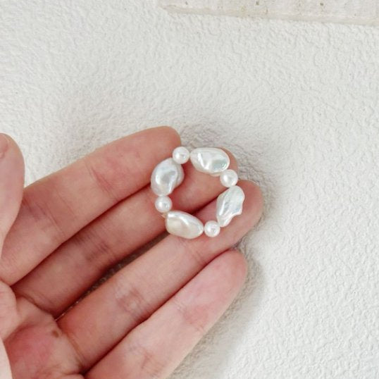 Pearls Aura Sun & Moon Pearl Ring – Natural Baroque & Round Pearls | Elastic Fit | Handmade Elegance