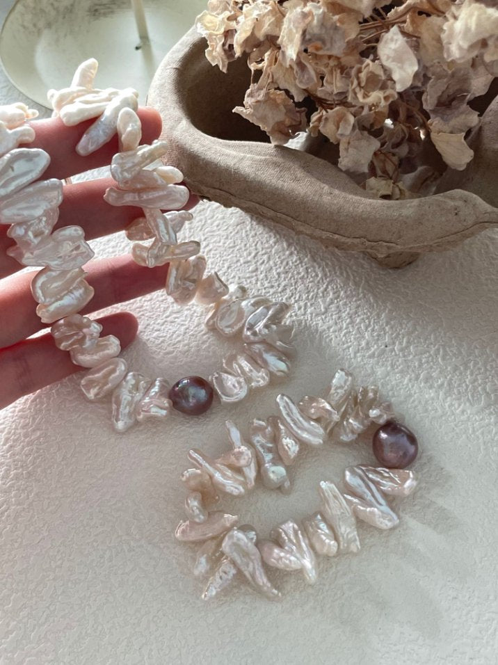 Pearls Aura Sunflower Baroque Pearl Bracelet – Elastic Design | Natural Irregular Pearls
