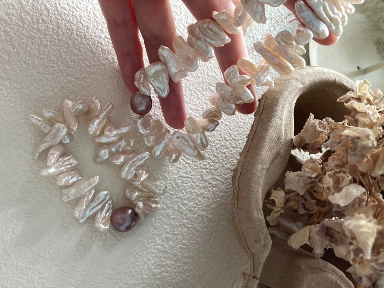 Pearls Aura Sunflower Baroque Pearl Bracelet – Elastic Design | Natural Irregular Pearls