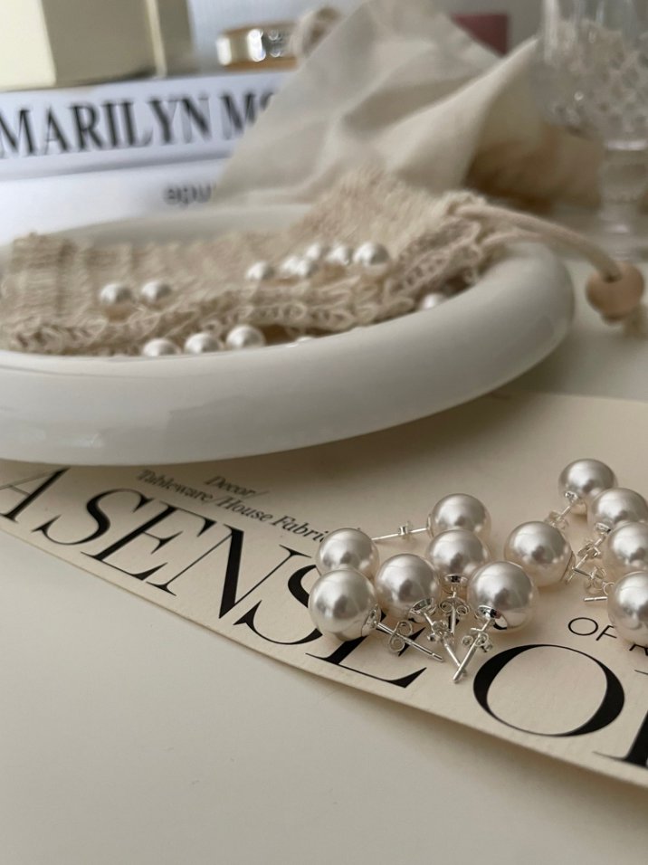 Pearls Aura Swarovski 10mm Pearl Stud Earrings – 925 Sterling Silver | Timeless Classic Elegance